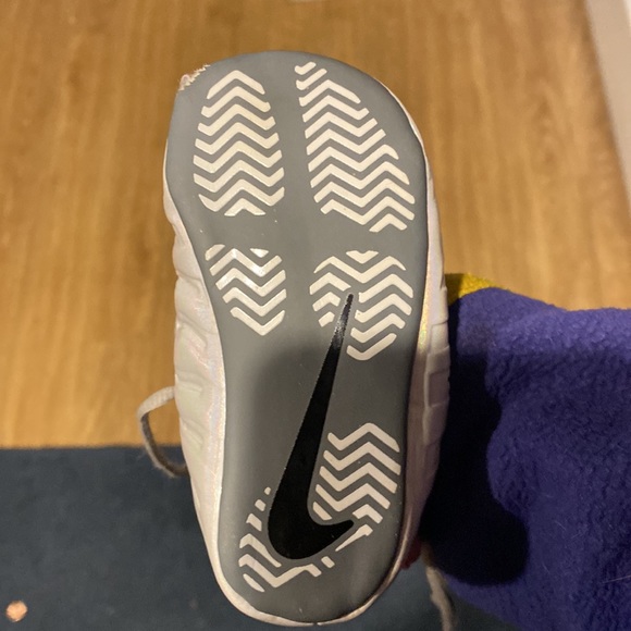 Babies Nikes - Picture 4 of 6